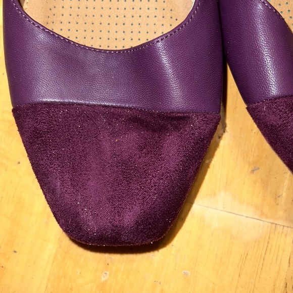 Comfort view suede and leather flats - Picture 6 of 8